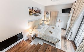 Apartman Helena 15 A Helena 21 Hrabovo